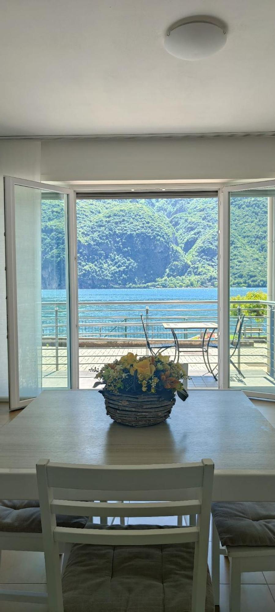 Lake Como Casa La Rosa اباديا لاريانا المظهر الخارجي الصورة